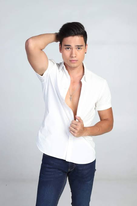 Marco Gumabao