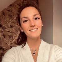 40+ "Laude" profiles