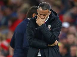 In that order' is the caption that has landed real madrid and welsh natioanl team star gareth bale in troubling situations. Hilarious Meme Emerges Trolling Ryan Giggs After Gareth Bale Poses With Wales Golf Madrid Flag Sports India Show