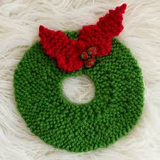 I've made several pairs now and i adore them! Christmas Wreath Hot Pad Free Pattern Knit Crochet Melody S Makings