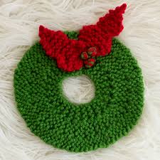 Free knitting pattern for a warm chunky cardigan. Christmas Wreath Hot Pad Free Pattern Knit Crochet Melody S Makings
