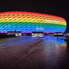 We did not find results for: Em 2021 Ohne Stress Mit Uefa Fc Bayern Setzt Zeichen Allianz Arena Leuchtet Jetzt In Regenbogenfarben Fc Bayern