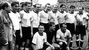 Ein land, das sich modernisiert hat und den takt vorgibt, ohne großkotzig zu wirken. Sport Erklart So Wurde Deutschland 1954 Weltmeister Fussball Swr Sport