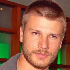 Born rodrigo hilbert alberton on 22nd april, 1980 in orleans, brazil, he is famous for dança dos famosos. Rodrigo Hilbert Bio Family Trivia Famous Birthdays