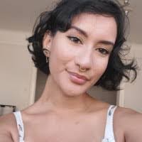 Edith Bergman's Instagram, Twitter & Facebook