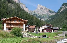 Hotel in val di fassa a moena, canazei, pozza di fassa, soraga e in tutto il resto della val di fassa. Campestrin Fontanazzo Campestrin Hiking Route Outdooractive Com