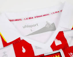 Uhlsport 1.fc köln karneval fastelovend trikot shirt 2019/2020 89,99 €. Camiseta Uhlsport Del Fc Koln Karnevalstrikot 2020
