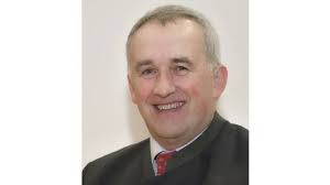 Unwahrheiten verbreitet