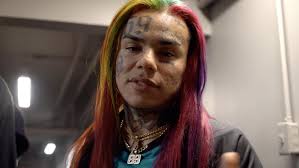 Tekashi69 arrives in texas, gang member immediately. 69 The Saga Of Danny Hernandez Review A Soundcloud Rap Rat The New York Times
