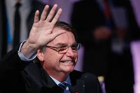 Bolsonaro sobre avó de Michelle: “Parente bom é parente longe”