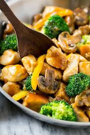 This Garlic Chicken Stir Fry Is A Quick And Easy Dinner That S Perfect For Those Busy We Stir Fry Recipes Chicken Easy Stir Fry Recipes Garlic Chicken Stir Fry