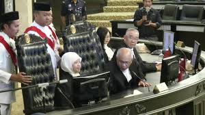 Datuk supramaniam a/l ramalingam : Ntv7 7edition Tan Sri Zaharah Ibrahim Was Sworn In As The Chief Judge Of Malaya She Is The S Facebook