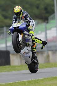 Compilation wheelies of valentino rossi. Valentino Rossi Wheelie Superbikes Sport Moto Gp Plakate Wand A4 A2 A1 A0 Ebay