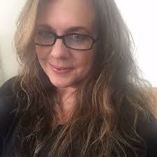 Dana Tunney's Instagram, Twitter & Facebook