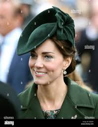 Royalty royals hi-res stock photography and images