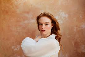 Standing on the platform, watching you go / it's like no other pain i've ever known / to love someone so much, to have no control / you said, i wanna see the world and i. Freya Ridings Releases New Video For Love Is Fire Skope Entertainment Inc