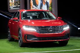 Volkswagen Ups Tech Safety Features For 2020 News From Cars Com In 2020 Volkswagen Volkswagen Passat Cars Com
