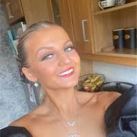 Ruby Lynch's Instagram, Twitter & Facebook