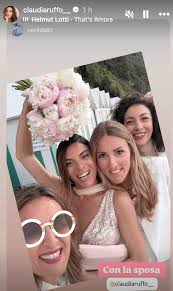Claudia Ruffo di Un posto al sole si è sposata: le foto social delle nozze  a Capri col fidanzato Rocco Pierri