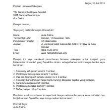 Berikut ini dapat anda download contoh surat lamaran kerja guru paud, tk, sd, mi, smp, sma, smk, bimbel, yayasan, honorer yang masih kuliah sekalipun berbentuk doc maupun pdf. Download 5 Contoh Surat Lamaran Kerja Guru Sma Doc Pdf