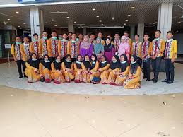 Sejarahnya, sekolah menengah teknik terengganu telah mula beroperasi pada tahun 1976 dengan kumpulan pertama seramai 200 orang pelajar yang mendaftar mengikuti 3 bidang kursus iaitu. Sekolah Menengah Teknik Terengganu Rasmi Posts Facebook