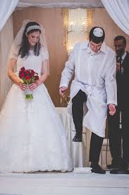 Bg Productions Photography Videography Philadelphia Based Husband And Wife Photo And Video Jewish Weddings Dress Jewish Wedding Traditions Orthodox Wedding