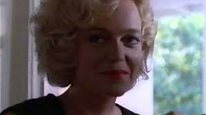 Leilani Sarelle : Actress