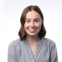 Madelyn Robertson's Instagram, Twitter & Facebook