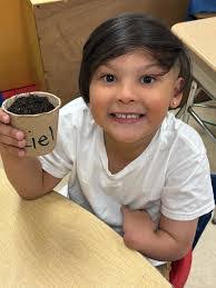 Grace Galan's Instagram, Twitter & Facebook