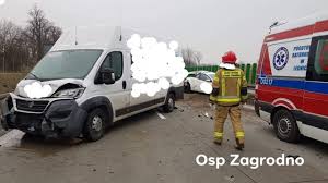 Finału wielkiej orkiestry świątecznej pomocy w sztabie głównym w warszawie. Powazny Wypadek Na A4 Kierowca Zakleszczony W Osobowce Zdjecia Szklarska Poreba Nasze Miasto