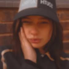 Michaela Phillips (@butterflyleigh_000) • Instagram photos and videos