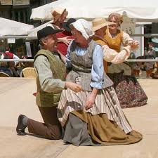 2015 is een bijzonder jaar voor volkskunstgroep reuzegom… reuzegom wordt 70 jaar en plant daarom een heus jubileumweekend. Albvereinsfest 2008 In Tubingen Koninklijke Volkskunstgroep Reuzegom Aus Leuven In Belgien