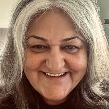 My precious babygirl got in a sticky trap, help!!!