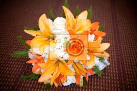 Maybe you would like to learn more about one of these? Orange Lilie Und Weisse Rose Blumen Hochzeit Bouquet Fototapete Fototapeten Strauss Stieg Lilie Myloview De