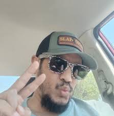 What bars in San Antonio serve alcohol early