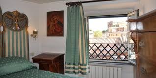 Le norme in materia variano in base alla regione e quindi i requisiti richiesti non sono sempre eguali, ma esistono differenze che dipendono dal luogo in cui è ubicato l'appartamento. Affittacamere Roma Affitto Camere A Roma