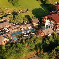 Verbringen sie ihre wertvolle urlaubszeit mit ihrer familie im naturhotel, in der wunderschönen natur des ennstales, auf der bereits seit drei generationen bemühen wir uns um das wohl unserer gäste. Natur Und Wellnesshotel Hoflehner Startseite Facebook