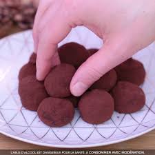 Truffes Au Chocolat Video Xmas Desserts Xmas Food Easy Cake Recipes