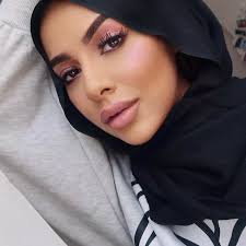صور مكياج ناعم يناسب شهر رمضان – أجواء برس