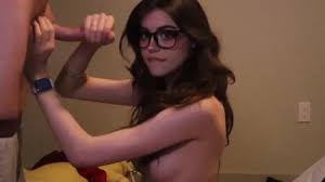 🔞 Hannah Owo BG Quick Blowjob Porn Video Leaks - BornToBeFuck