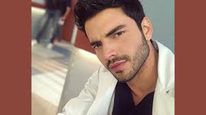 Ser enfermera es mucho más que una profesión, es un estilo de vida #enfermeraenapuros entra en el mundo apurado linktr.ee/enfermeraenapuros. Foto Actor De La Serie Enfermeras Le Hizo Dar Un Paro Cardiaco A Sus Seguidores Con Esta Foto Sexy Minuto30 Com