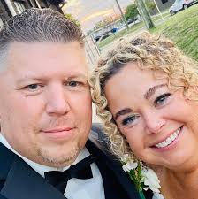 Come on! Is this really how we are carrying on! $750 a month for a dam  closet? Be realistic people!! Who in their right mind would pay that much  for a cage