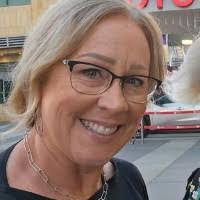 Kimberly Strauss's Instagram, Twitter & Facebook