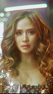 Grabe! I never imagined na makaka work ko ang isang pop star Queen  @justsarahgph and best dance teacher/ creative director @teachergeorcelle.  Best glam team! Hands down! @lizzzuy @santiagoraymond ...