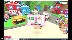 Which can be bought as a gamepass in the pet shop for 600. Adopt Me Griffin Code Roblox Adopt Me Mega Neon Golden Griffin Giveaway Youtube