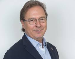 Leadership & Management