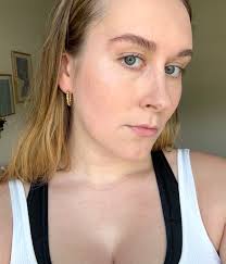 Lana Del Rey Has Secretly Been Wearing *This* Highlighter