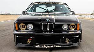 legendary bmw 635 csi black beauty returns to the track bmwclassiccars クラシックカー 自動車 車