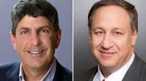 How Will Universal & AMC's Feud Over Theatrical Windows End? (Column)