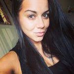 Tammy Gatton's Instagram, Twitter & Facebook